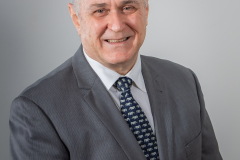 sydney-corporate-portrait-grey-suit-patterned-tie-matthew-with-a-camera